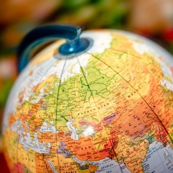 Cómo identificar los mercados internacionales con más oportunidades para tu empresa Com seleccionar els mercats internacionals amb més oportunitats per a la teva empresa How to Identify the International Markets with the Greatest Opportunities for Your Company Comment identifier les marchés internationaux offrant le plus d'opportunités pour votre entreprise